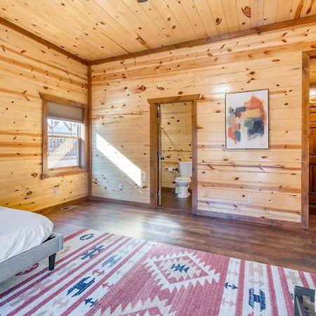 Smokey'S Paradise By Avantstay Sleeps 22 Pool Sevierville Exterior foto