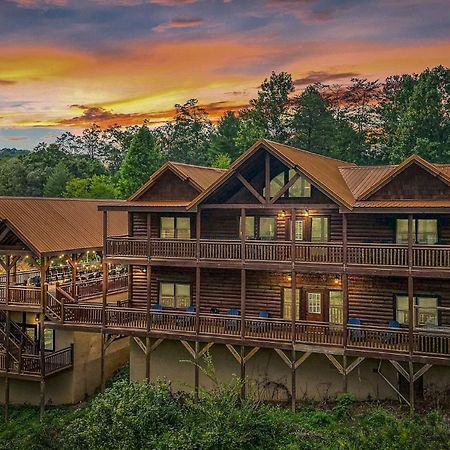 Smokey'S Paradise By Avantstay Sleeps 22 Pool Sevierville Exterior foto