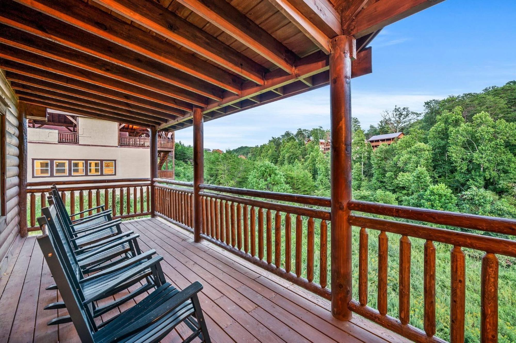 Smokey'S Paradise By Avantstay Sleeps 22 Pool Sevierville Exterior foto